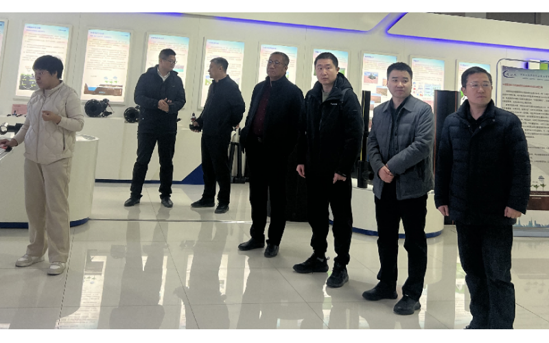 唐山市工信局有關(guān)領(lǐng)導一行來我公司調(diào)研指導